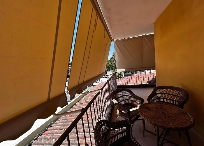 Taibela * Golem (Tirana)